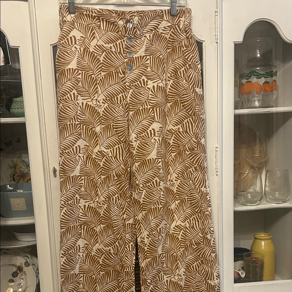 Marc New York Tan Leaf Print linen pants